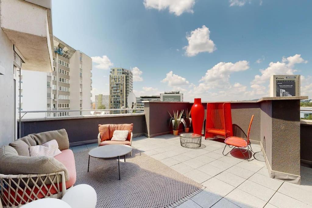 Appartement Stylovy Loft S Ohromnou Terasou à Bratislava Extérieur photo